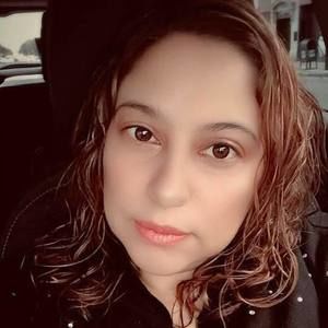 Meet your Posher, Ramona